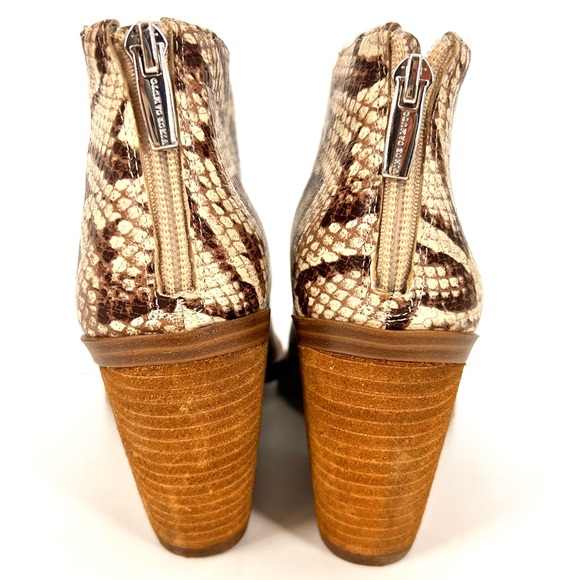 Vince Camuto Ginsel Pointed Toe Ankle Bootie Snake Print Leather Sz 7 - Picture 3 of 7